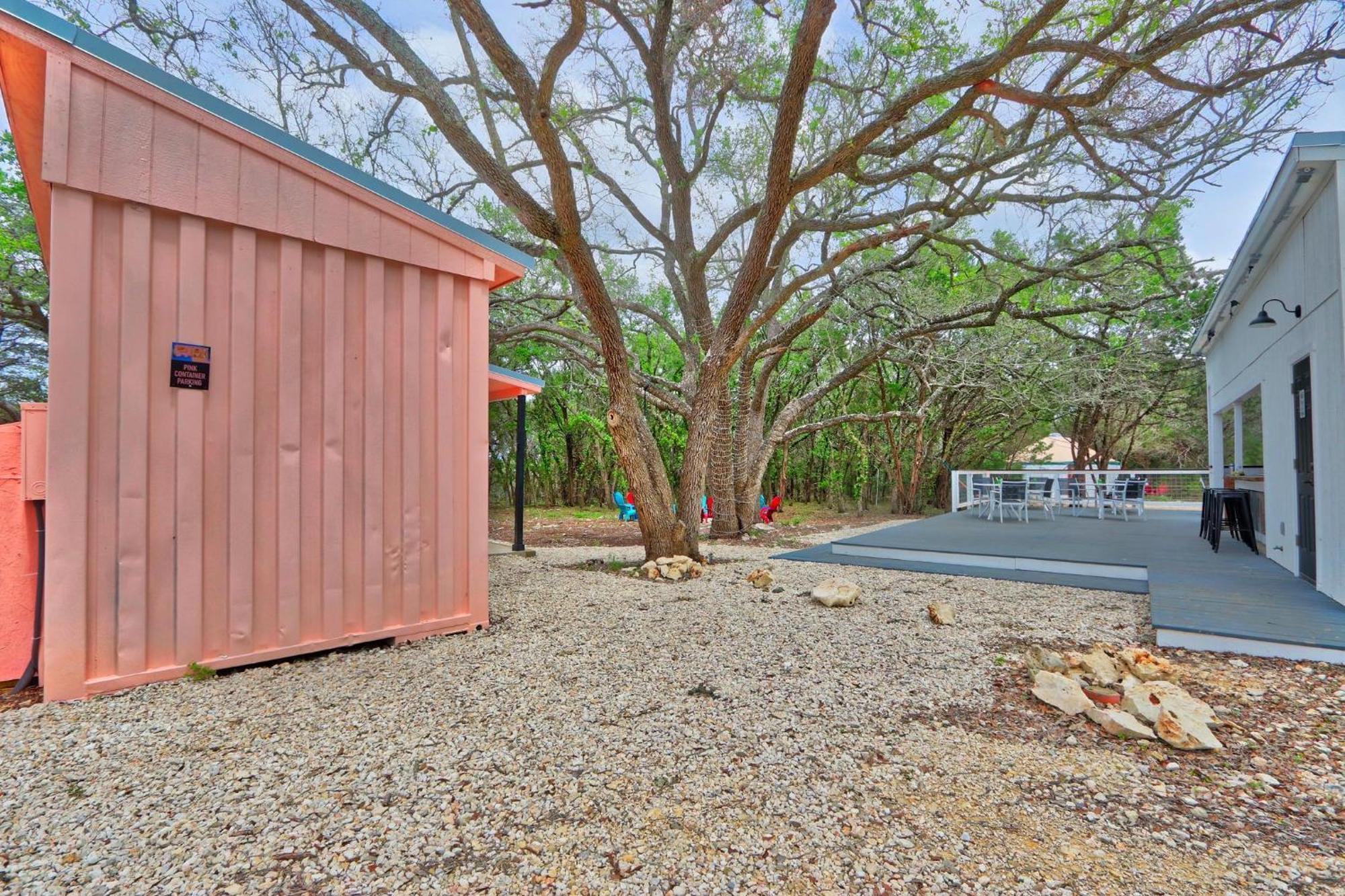 The Driftwoods - Pink Container House Villa Exterior foto